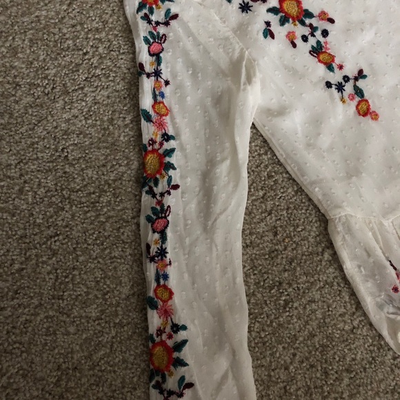 ZARA Blouse with Stitched Detail - Picture 8 of 8